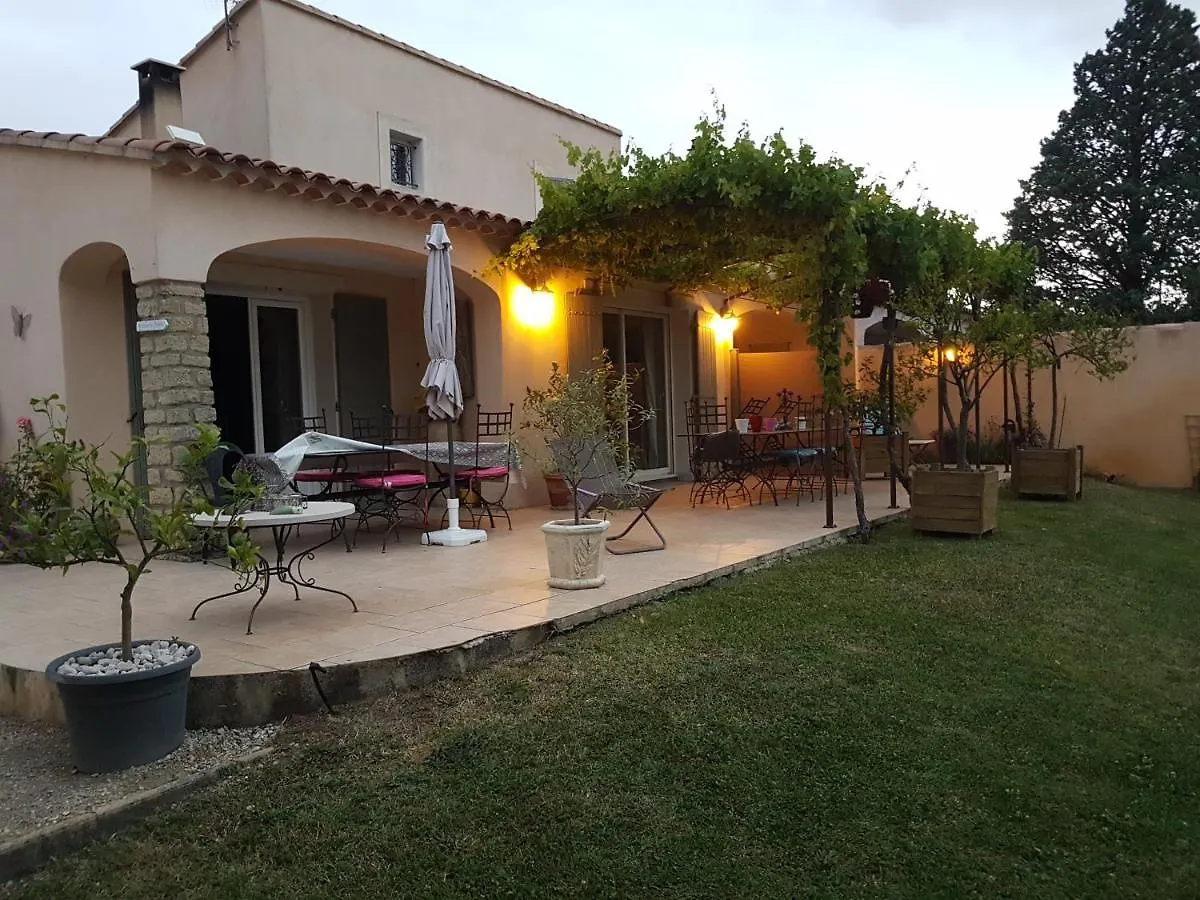 Fleur De Garance Bed & Breakfast Le Thor